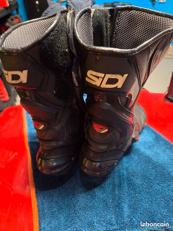 Bottes de moto Sidi (image 2)