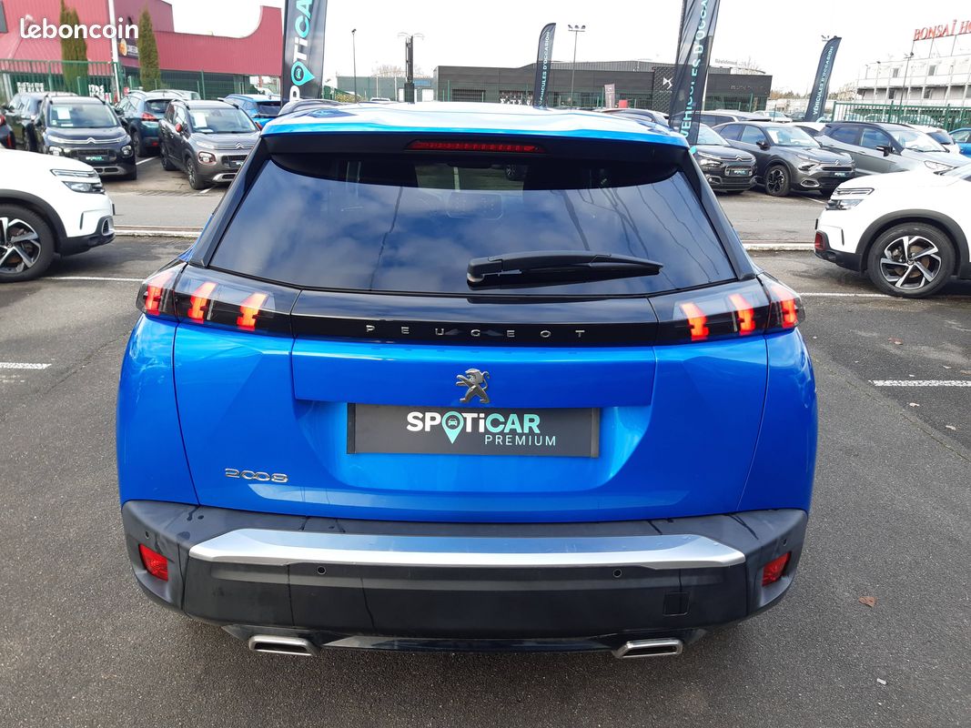 PEUGEOT 2008 PureTech 130 S&S EAT8 Allure (image 4)