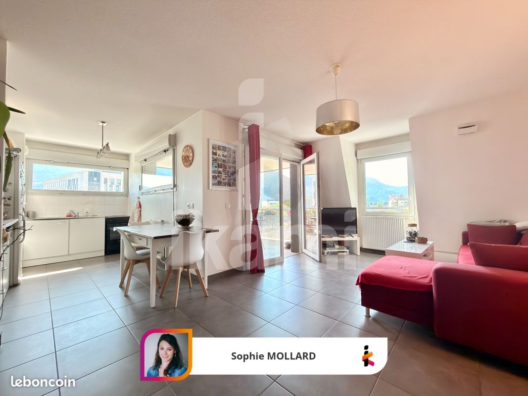 Appartement 3 pièces 67 m² · à Saint-Martin-le-Vinoux · 67 m² · 180 000 €