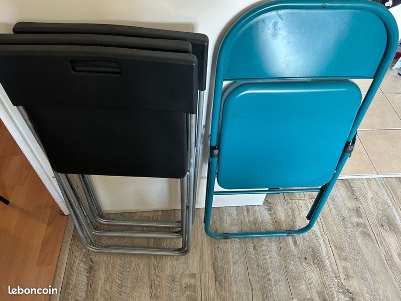 Vends lot de chaises pliables (image 2)