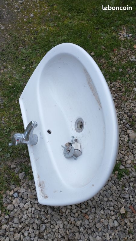 Lavabo Jacob Delafon sur pied+ robinet (image 1)