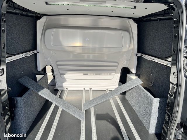🚐 63 900 HT VW Nouveau Transporter 4Motion tdi 170 bva8 l2h1 – cabine modulable 2 à 7 places – TVA récupérable – disponible (image 6)