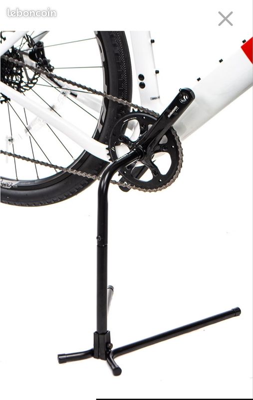 Pied atelier vtt axe pédalier (image 3)