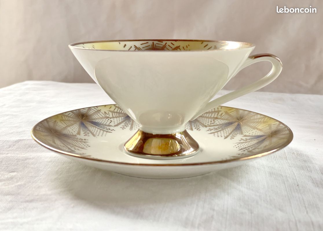 Trio de tasses et soucoupes sur piédouche 1950 porcelaine - Bavaria Elfenbein- (image 4)