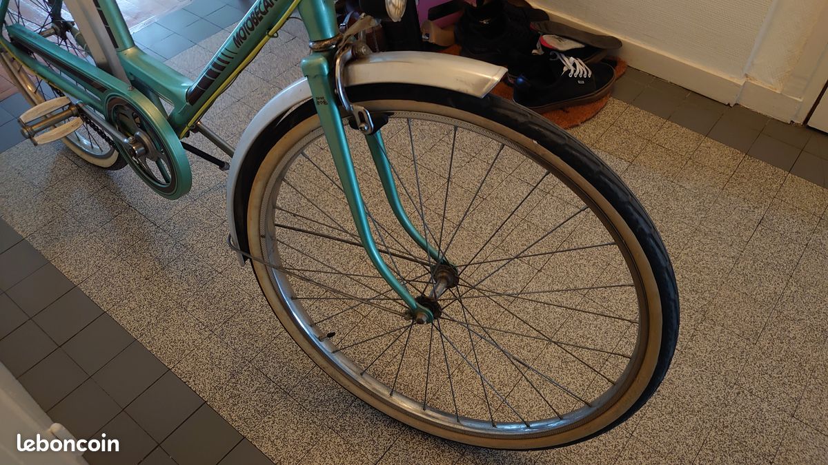 Vélo ancien Motobecane - Vélos