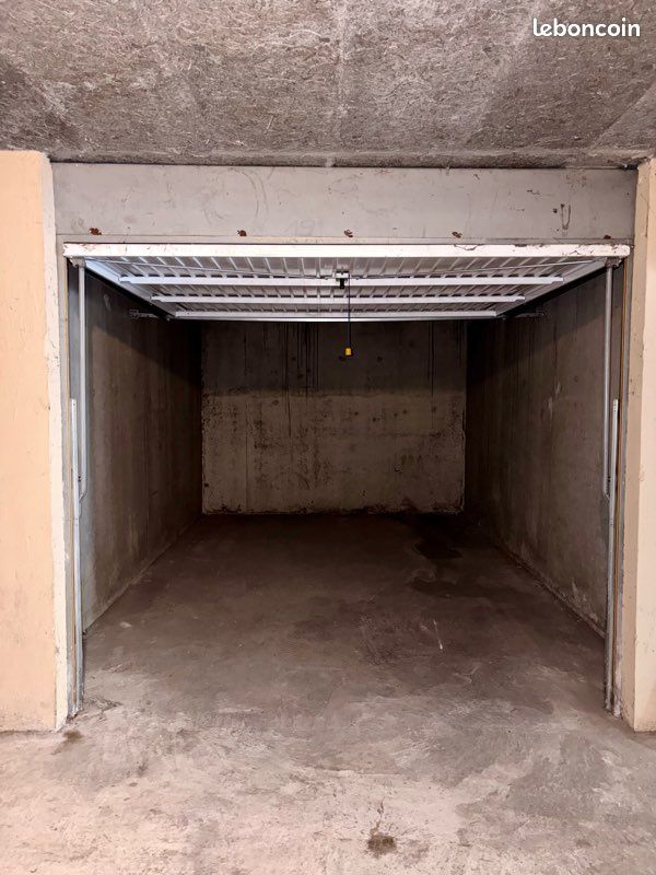 Parking 15 m² · à Montélimar · 15 m² · 15 500 €