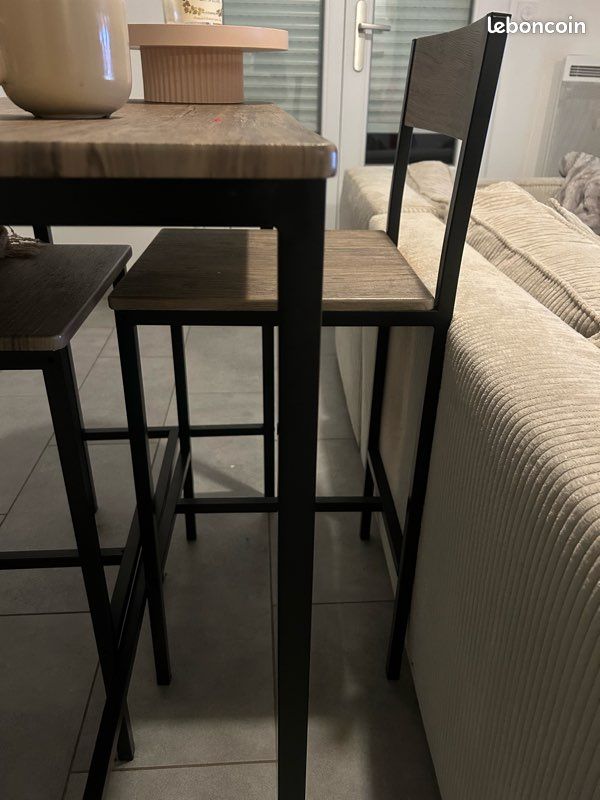 Table (image 2)