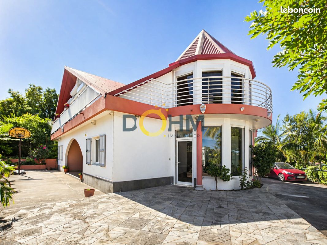 Maison 13 pièces 278 m² · à Le Tampon · 278 m² · 540 000 €
