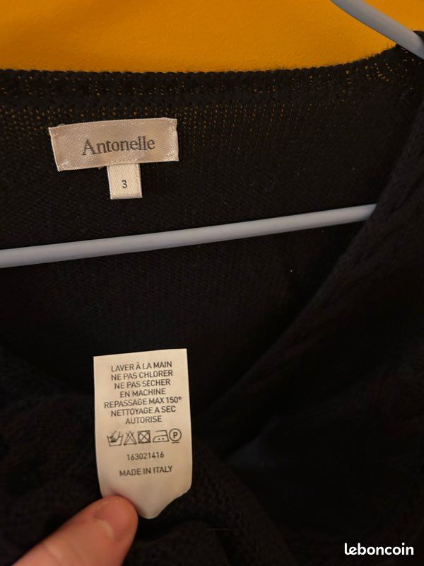 Pull noir Antonelle Taille 3 (image 6)