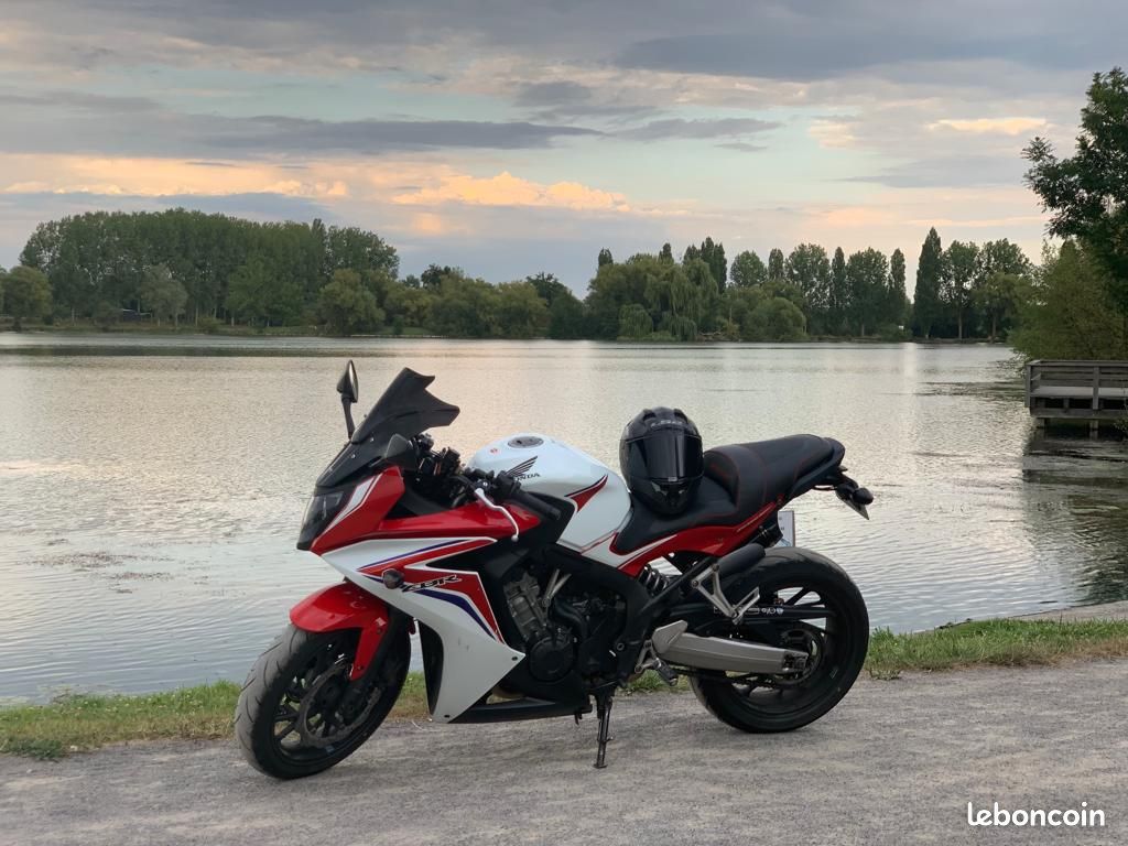 Honda CBR 650F 2014 (image 1)