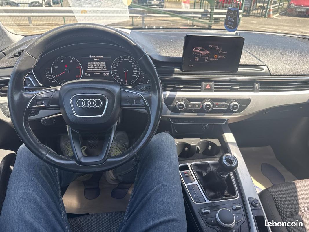 AUDI A4 Avant 2.0 TDI Ultra - 190 AVANT BREAK Business line (image 19)