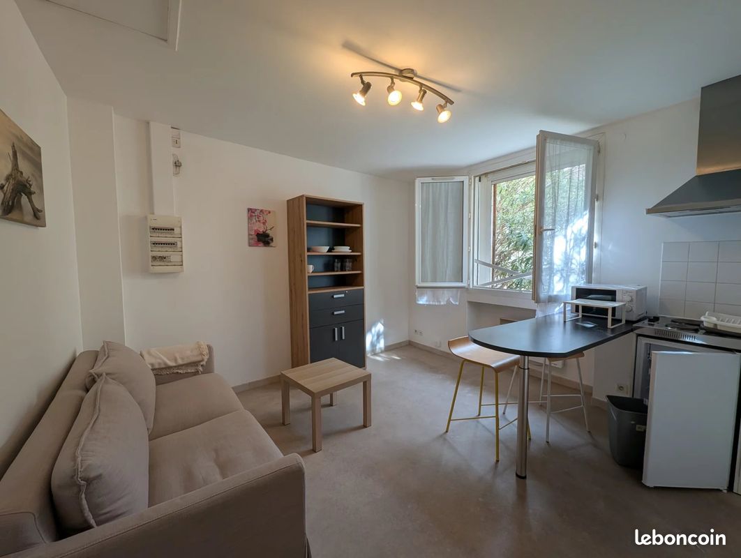 Appartement 2 pièces 32 m² · à Arles · 32 m² · 570 €/mois