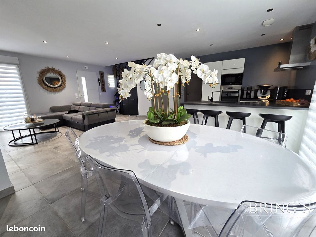 Maison 6 pièces 106 m² · à Val de Briey · 106 m² · 299 000 €