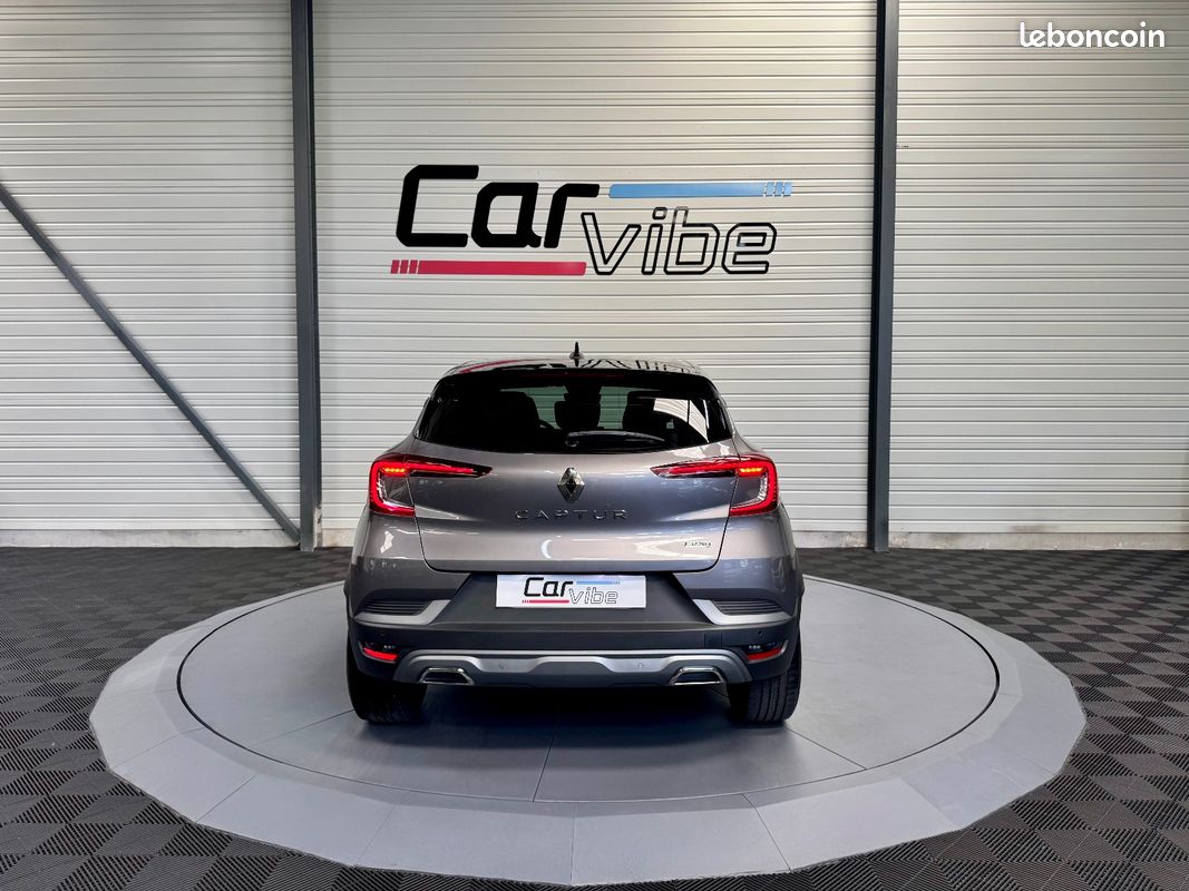 RENAULT CAPTUR 1.3 TCe mild hybrid 140ch RS Line / SON BOSE / SUIVI COMPLET RENAULT / CAMERA DE RECUL / GARANTIE 12 (image 5)