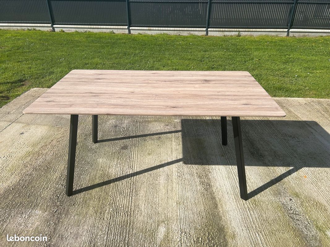 Table à manger 6 personnes en très bon état (image 3)