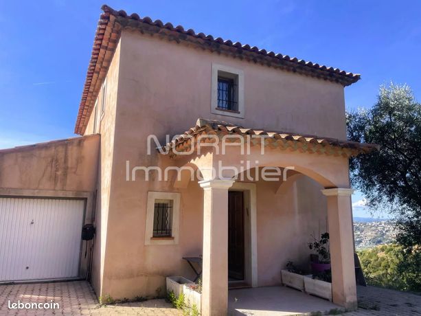 Maison 6 pièces 130 m² — 1