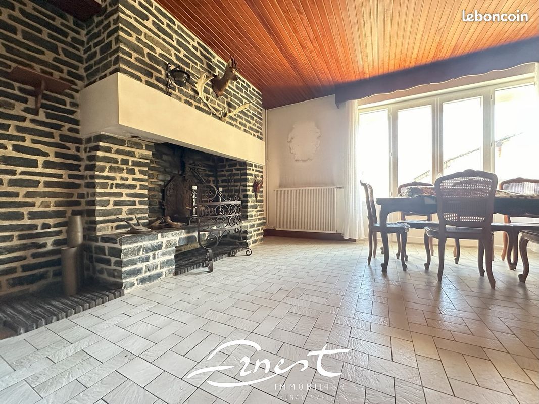 Maison 7 pièces 181 m² - Chasseneuil-du-Poitou 86360 (image principale 4)