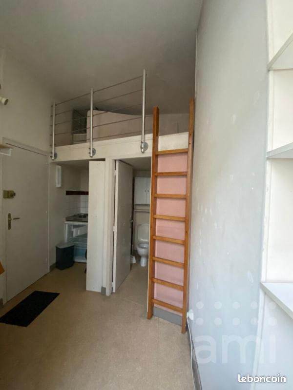 Appartement 1 pièce 9 m² · à Bordeaux · 9 m² · 250 €