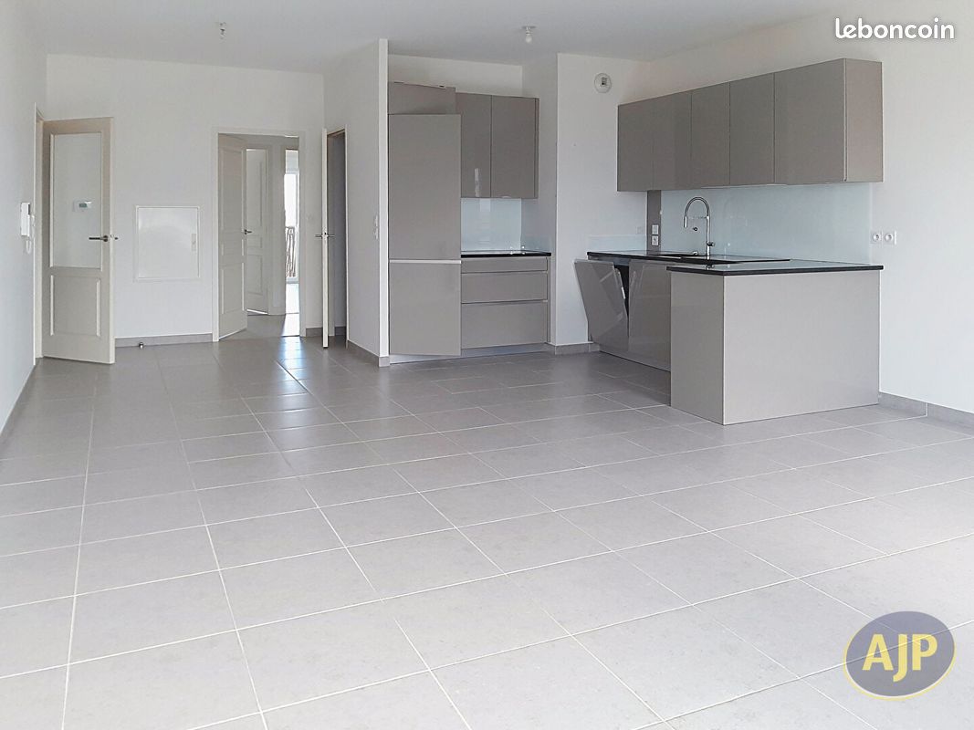 Appartement 4 pièces 90 m² · à La Roche-sur-Yon · 90 m² · 950 €/mois