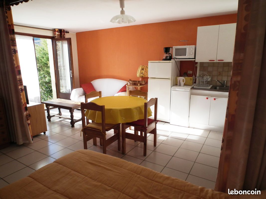 Location studio / villa (image 3)
