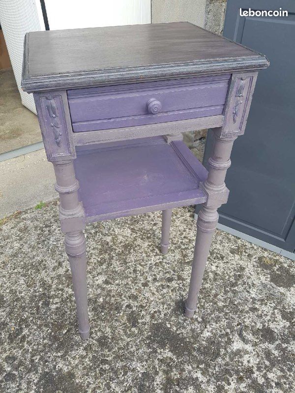 Table de chevet (image 1)