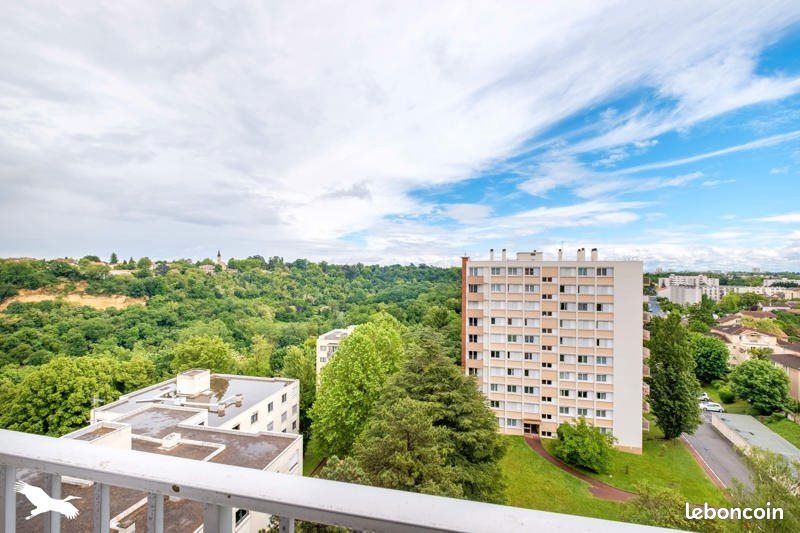 Appartement 3 pièces 60 m² · à Sathonay-Camp · 60 m² · 174 000 €