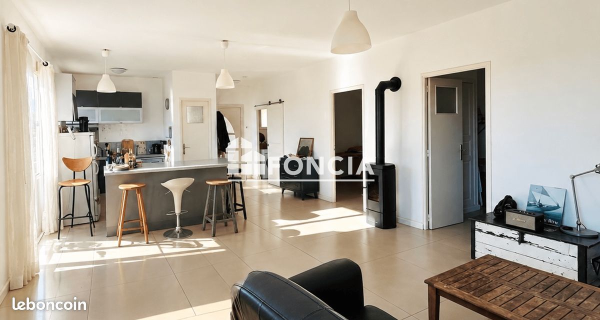 Appartement 3 pièces 67 m² · à Toulon · 67 m² · 1 140 €/mois