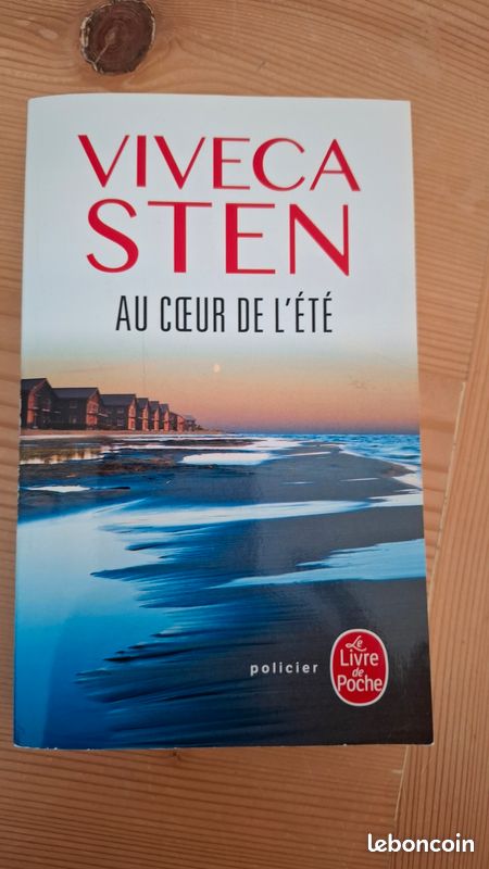 Livres policier (image 1)