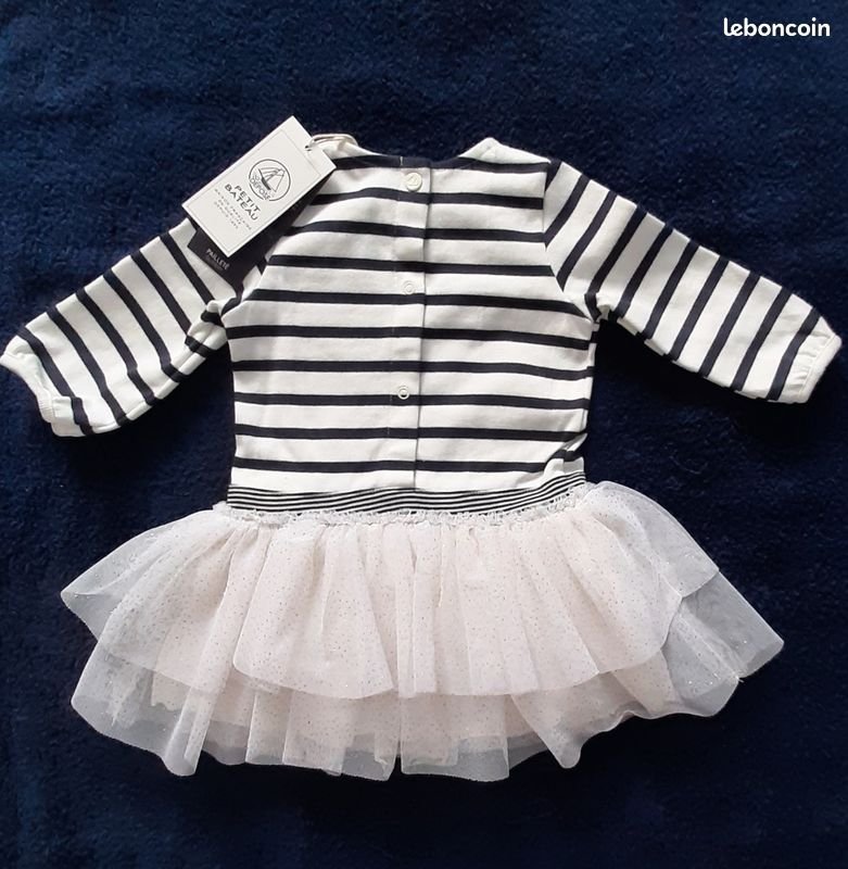 Robe cérémonie NEUVE PETIT BATEAU mois Vêtements bébé