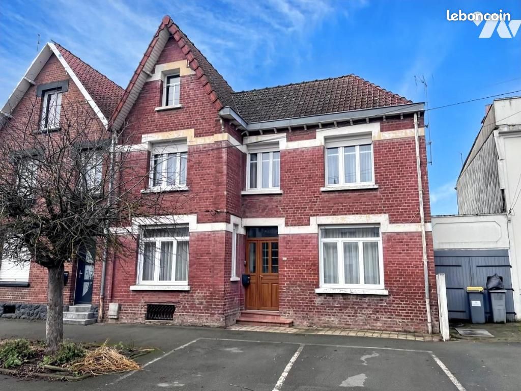 Maison 6 pièces 95 m² · à Lillers · 95 m² · 137 070 €