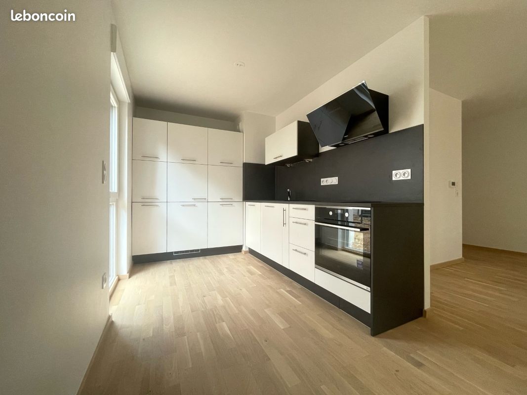 Appartement 3 pièces 67 m² · à Niederhausbergen · 67 m² · 920 €/mois