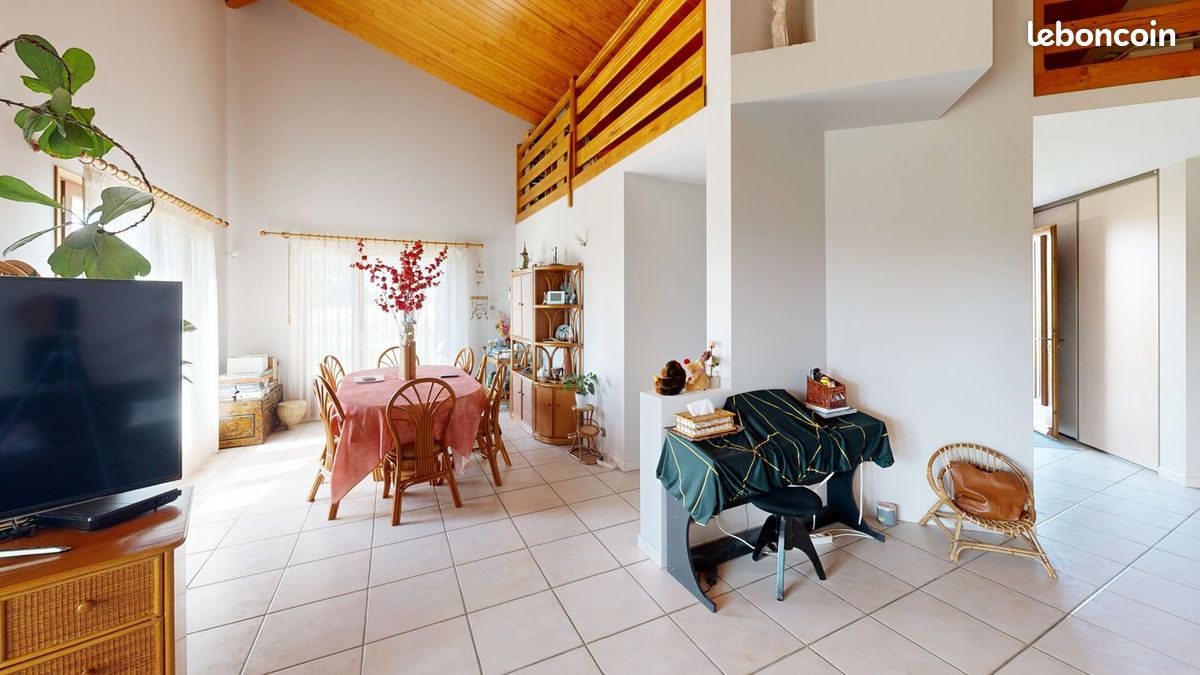 Maison 5 pièces 141 m² · à Daux · 141 m² · 440 000 €