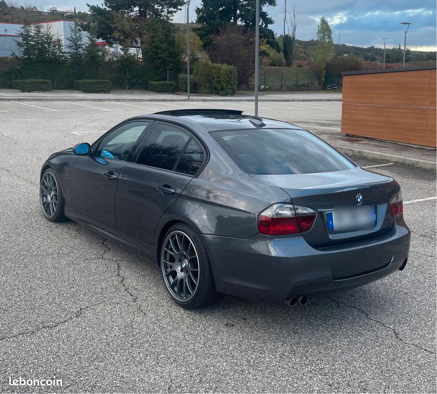 Bmw 325d pack M - Voitures