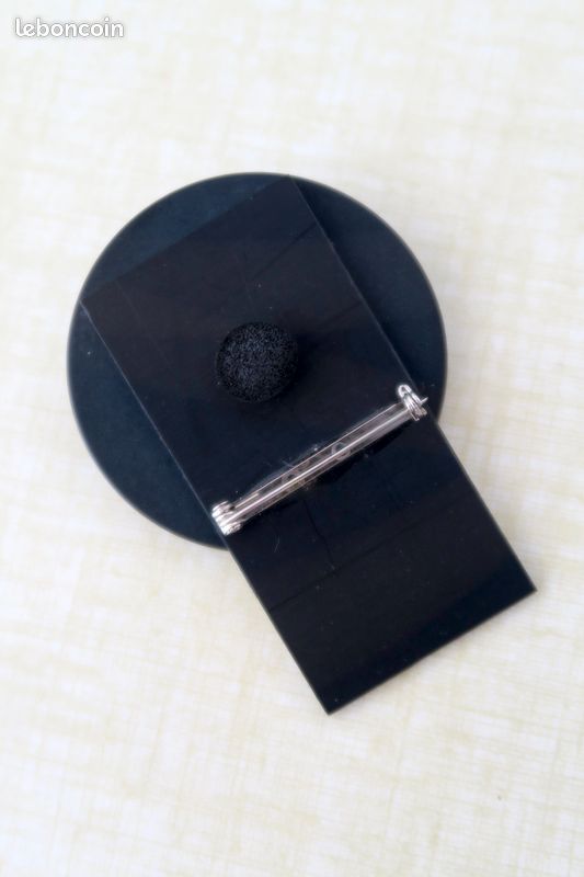 Jolie Broche Vintage "Italia" - Petite Décoration Ancienne Et Charmante