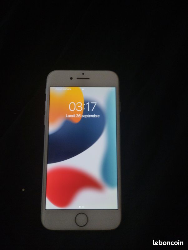 Vend iphone 7 (image 1)