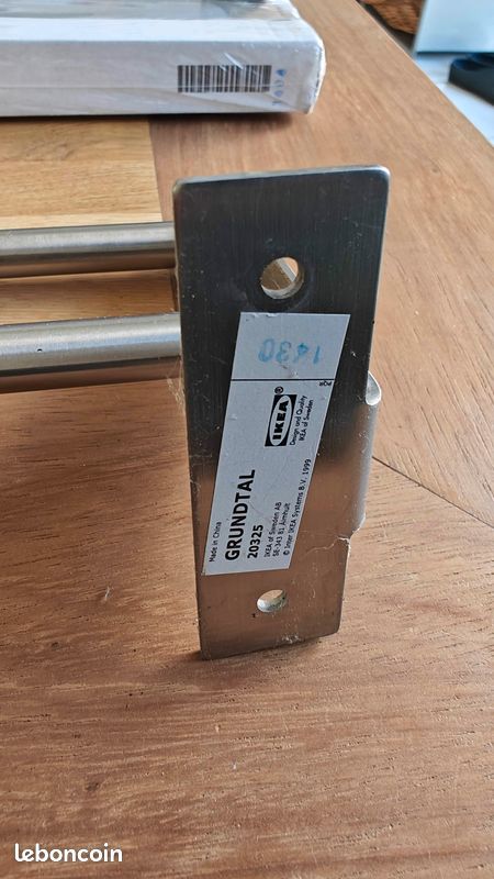 Porte serviette IKEA grundtal 80cm (image 2)
