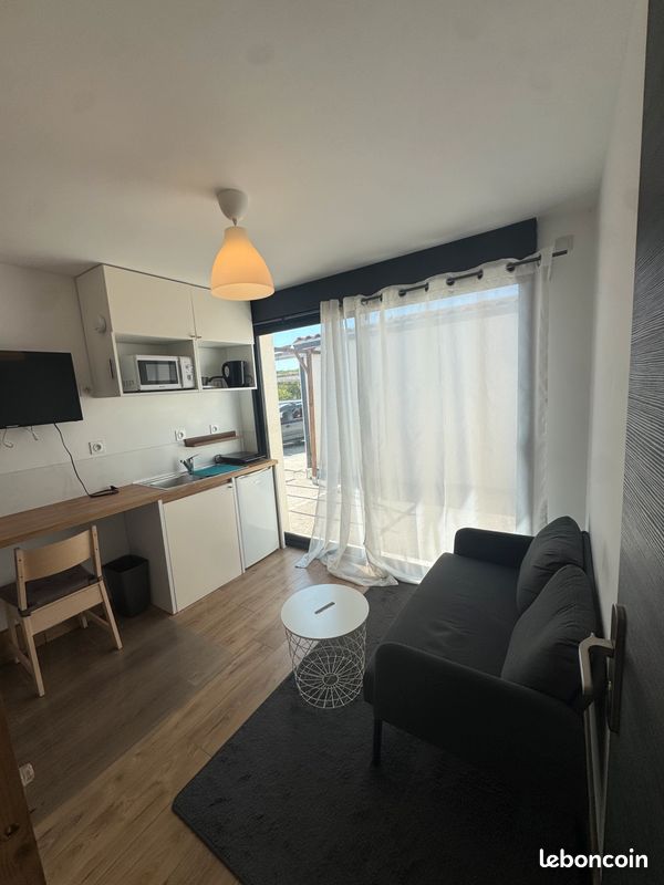Appartement 1 pièce 14 m² · à Angoulême · 14 m² · 400 €