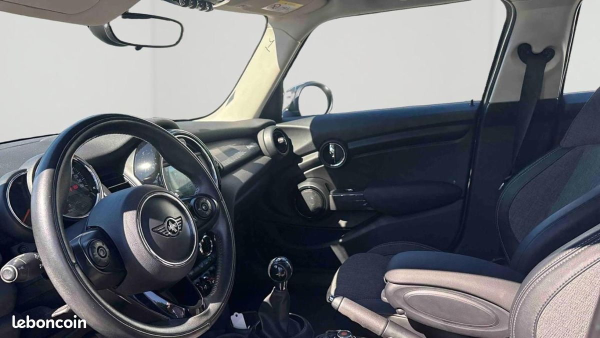 Mini F55 LCI Hatch 5 Portes Cooper 136 ch Edition Heddon Street (image 11)