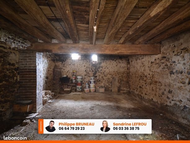 https://img.leboncoin.fr/api/v1/lbcpb1/images/10/3b/5b/103b5b89720907a34da4f456b2f70681401154ac.jpg?rule=ad-image