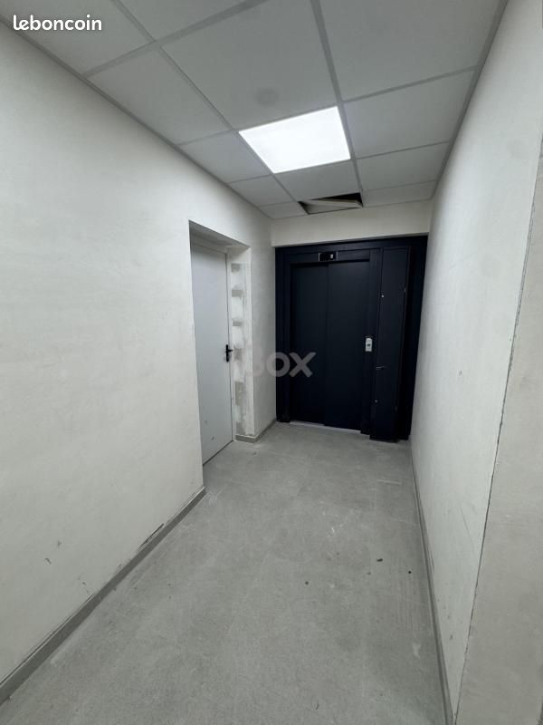 Bureaux 70 m² (image 5)