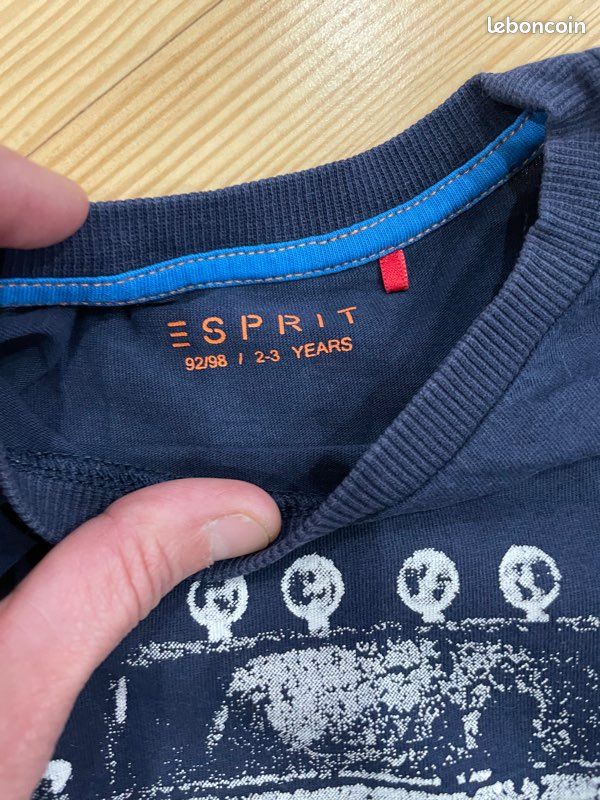 Lot t-shirt Esprit + t-shirt Guess 2/3 ans (image 2)
