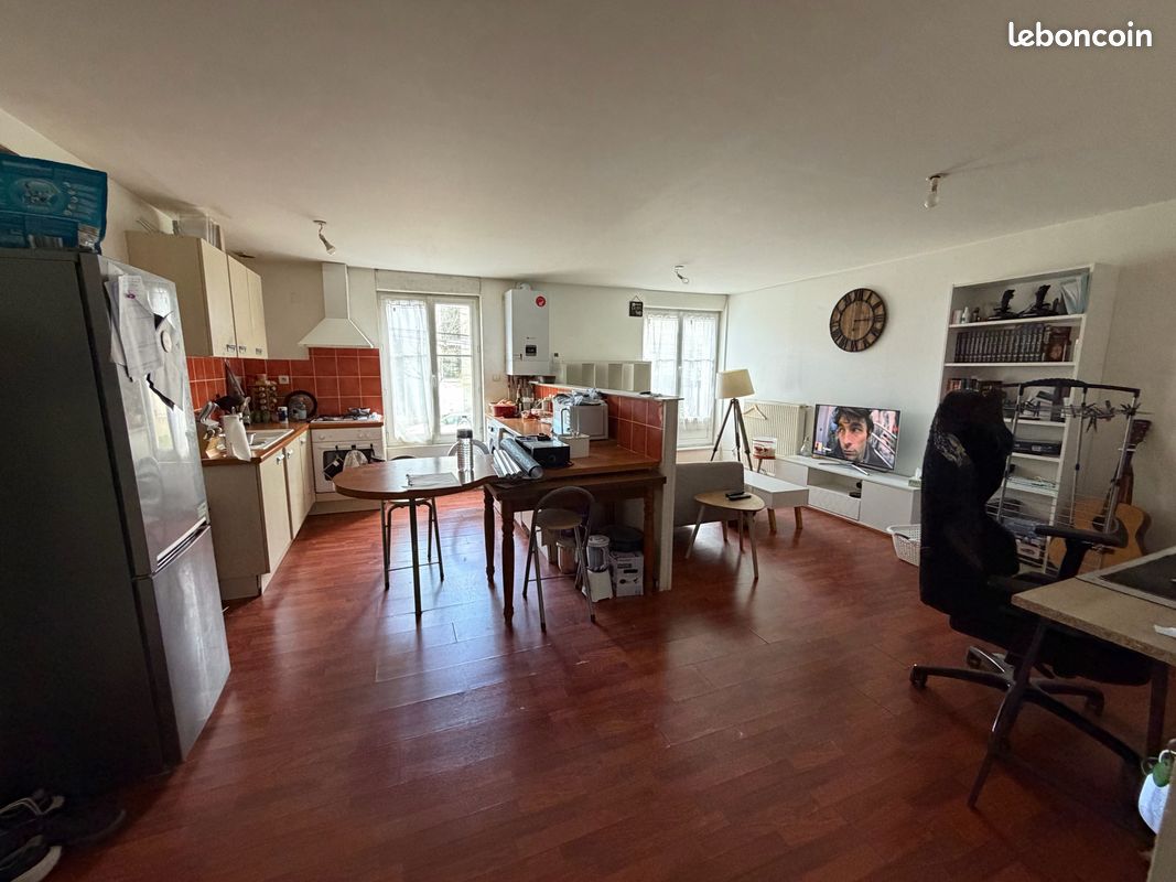 Immeuble 121 m² · à Châtellerault · 121 m² · 183 600 €