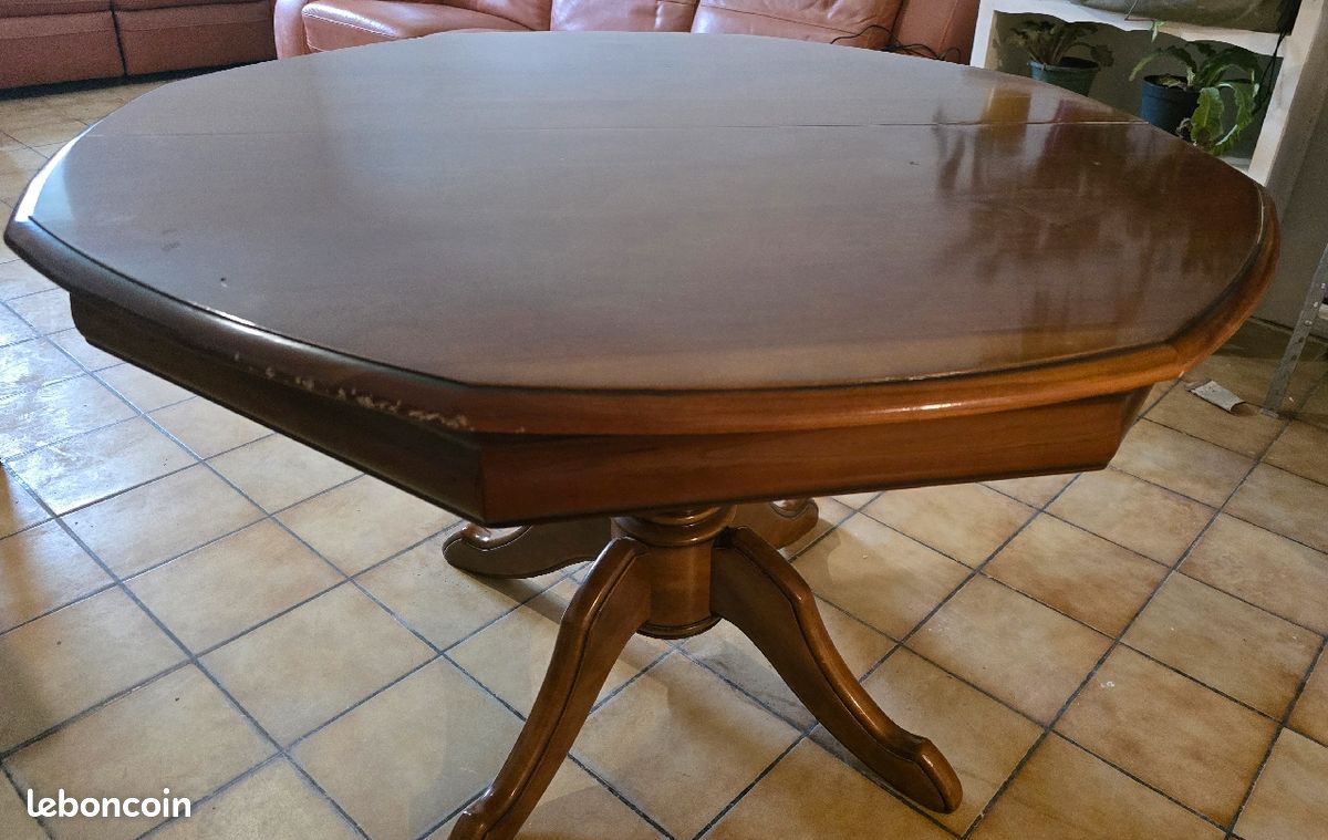 Table Louis Philippe + 6 chaises (image 1)