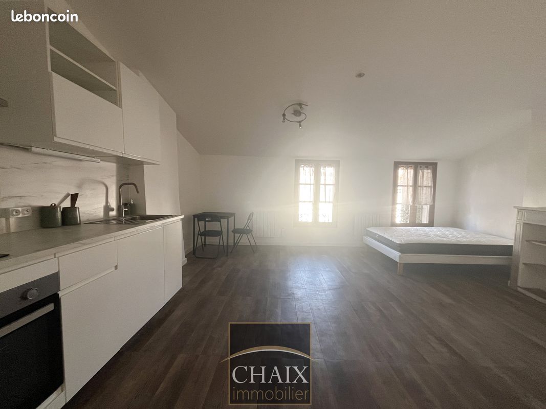Appartement 1 pièce 31 m² · à Aubagne · 31 m² · 548 €