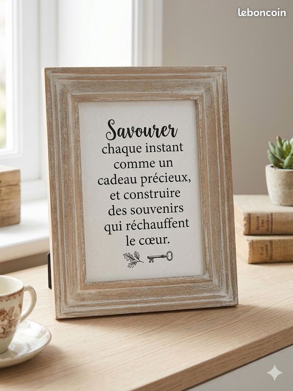 ✨ Ancien Cadre photo image en Bois Doré – Style Chic & Intemporel (24x19 cm)