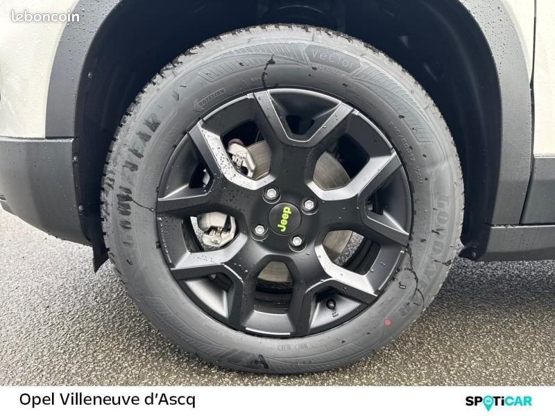 Jeep Avenger 1.2 Turbo T3 145ch MHEV Upland BVR6 4xe (image 13)