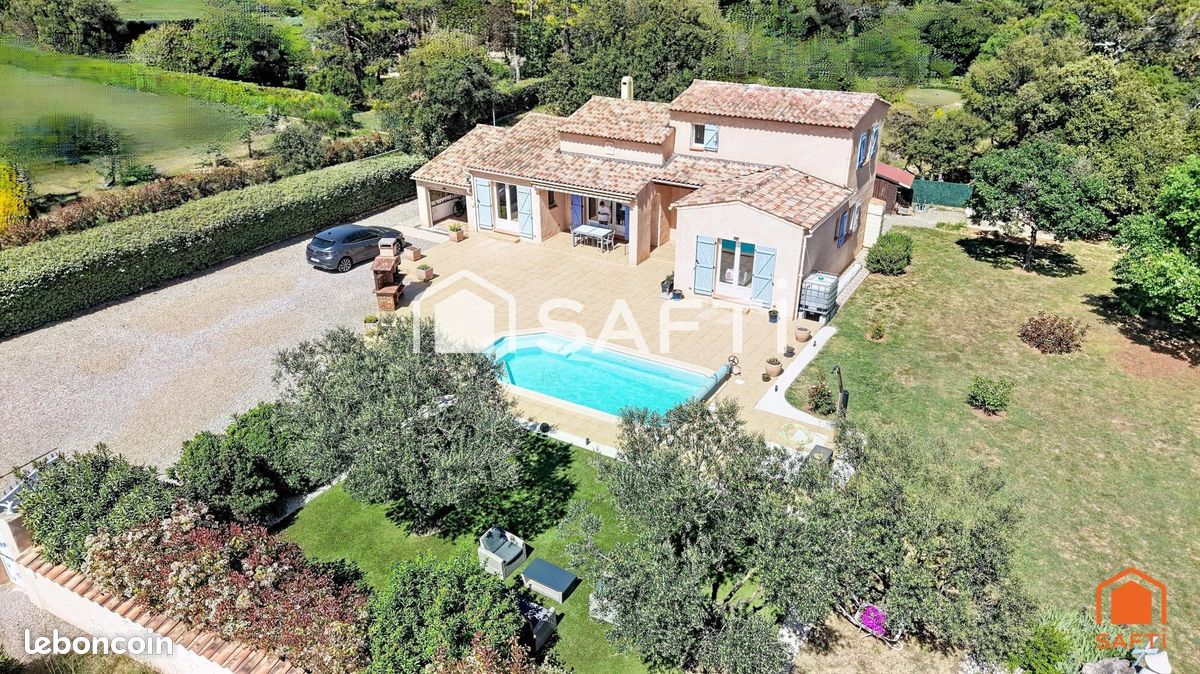 Maison 5 pièces 114 m² · à Aups · 114 m² · 465 000 €