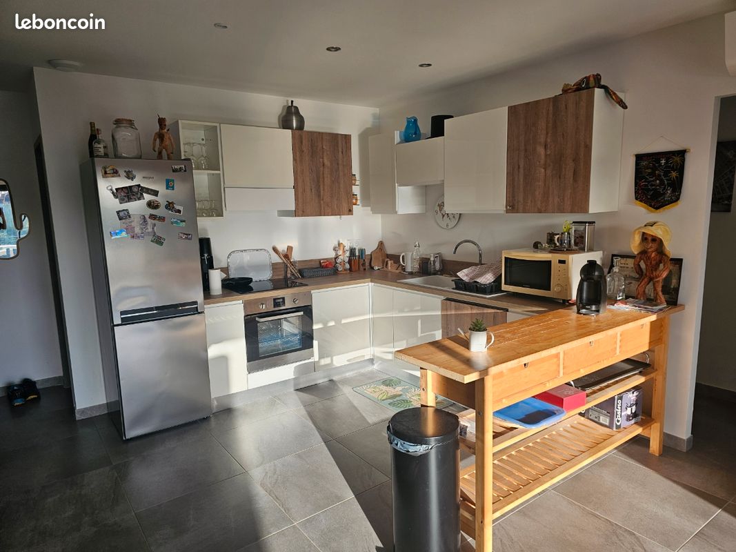 Appartement 3 pièces 92 m² · à Ghisonaccia · 92 m² · 222 222 €