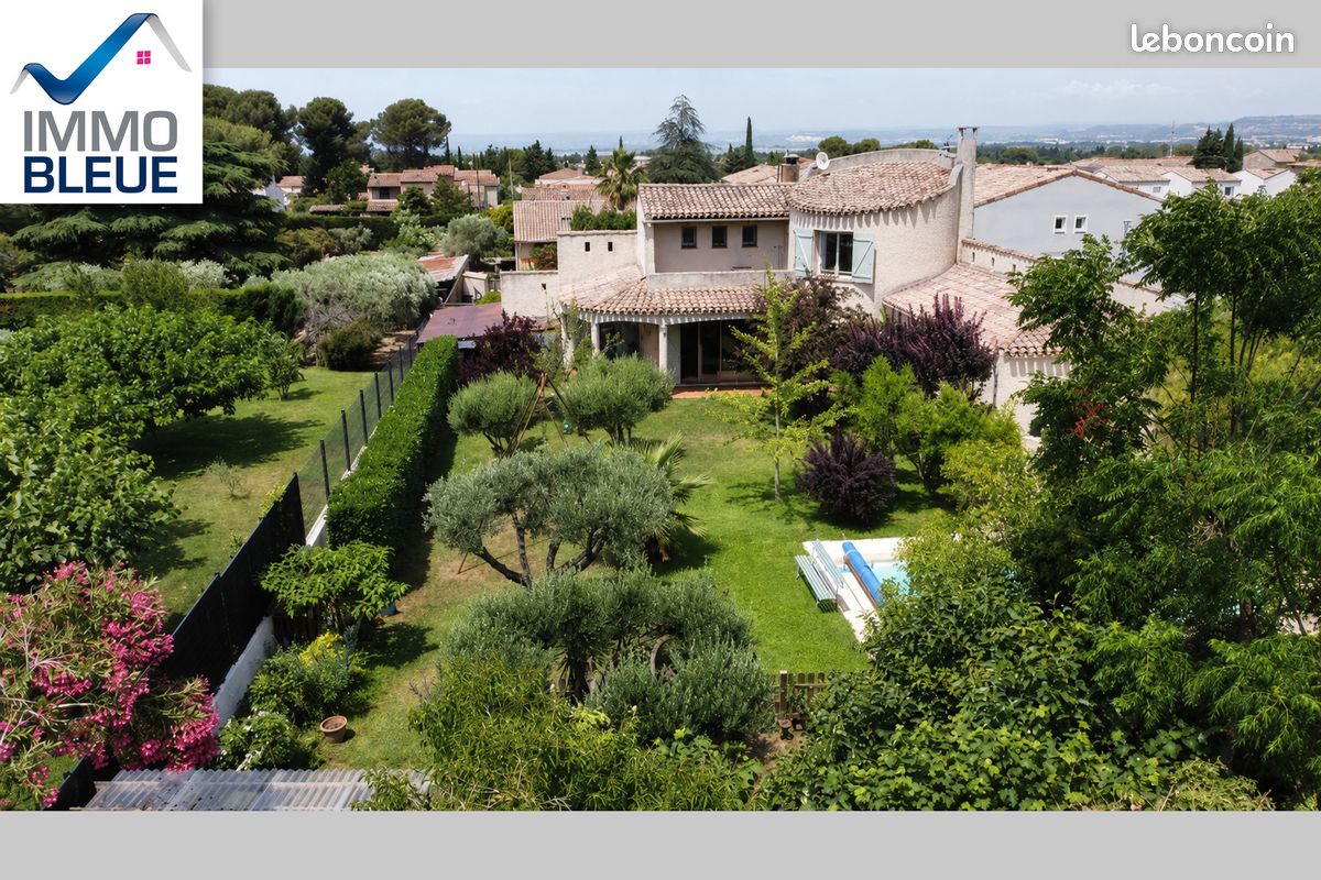 Maison 4 pièces 164 m² · à Châteauneuf-les-Martigues · 164 m² · 585 000 €