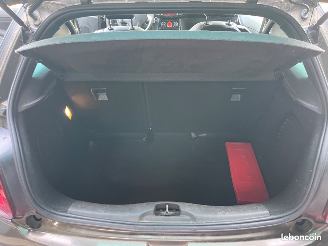 Citroen ds 3 1.6 hdi 92ch so chic/ distribution faite pour la vente (image 10)